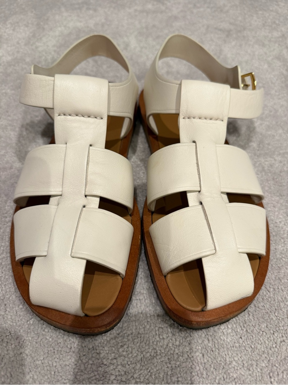 The Row fisherman sandals 40